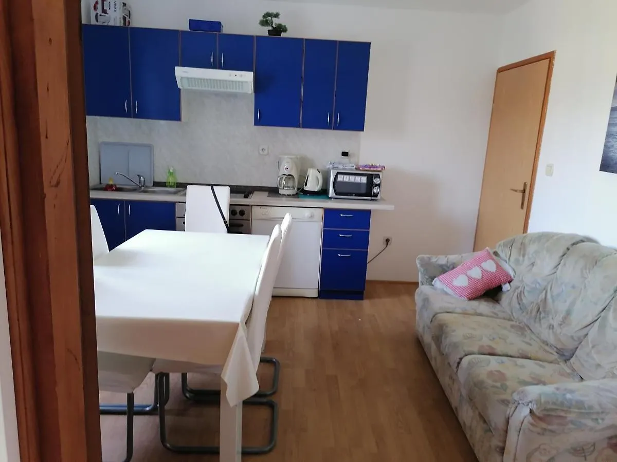 Apartment Lopar 5019A